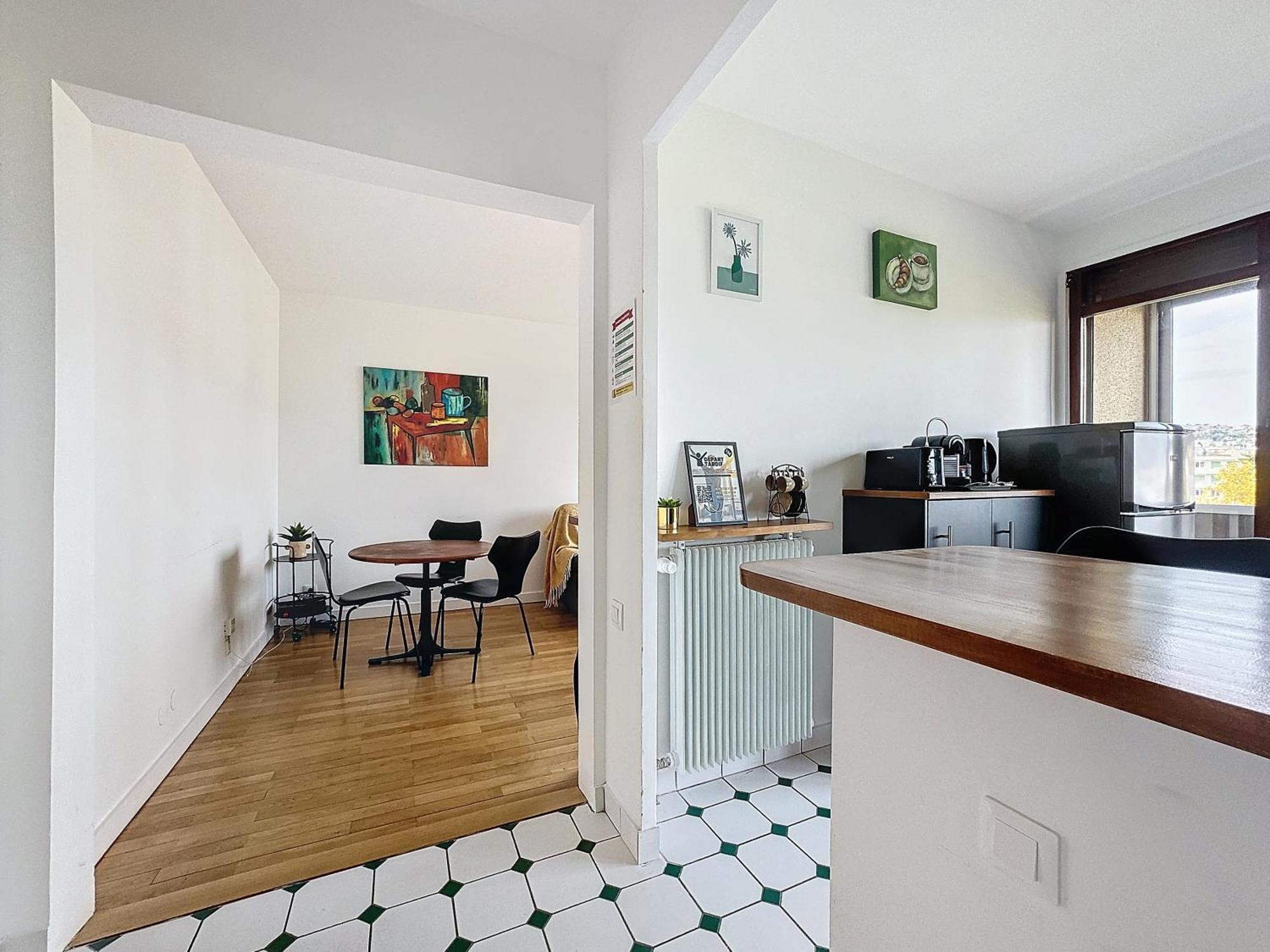 La Lassolas - Charmant T2 Avec Balcon Et Garage Chamalières Kültér fotó