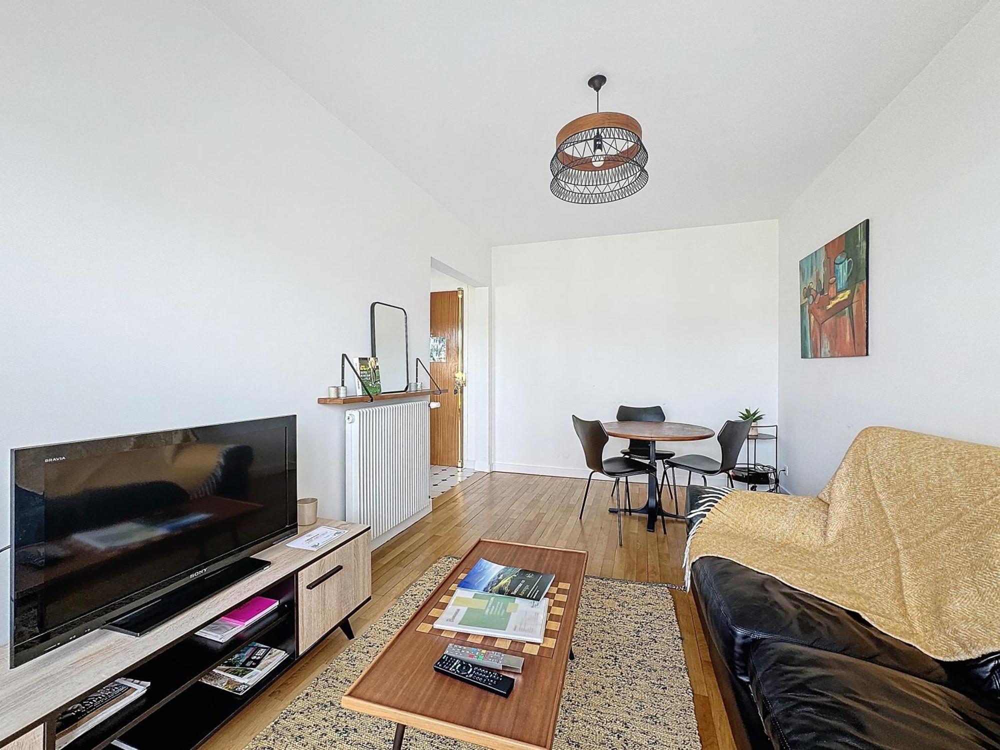 La Lassolas - Charmant T2 Avec Balcon Et Garage Chamalières Kültér fotó